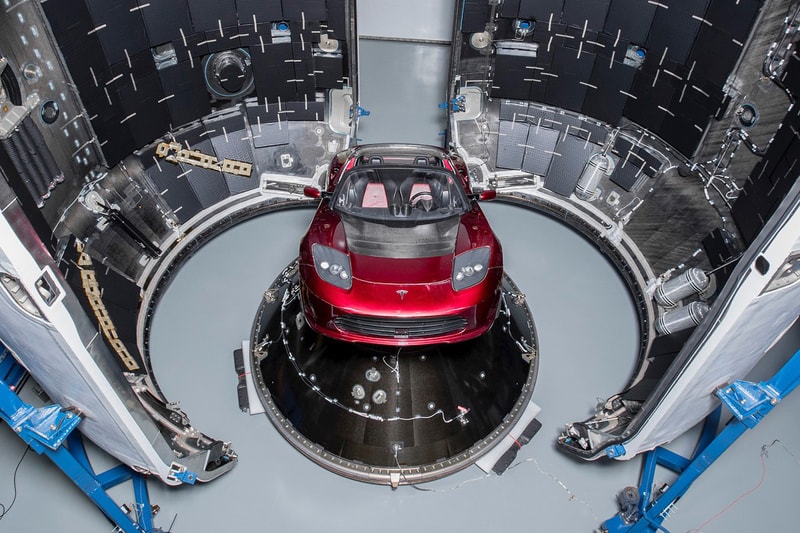 Elon Musk 計劃把全新 Tesla Roadster 送上太空