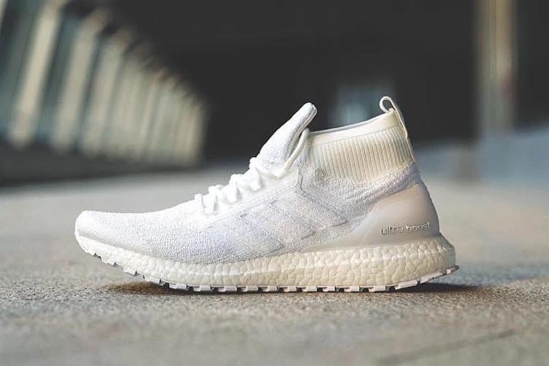 adidas UltraBOOST ATR Mid 全新「Triple White」配色