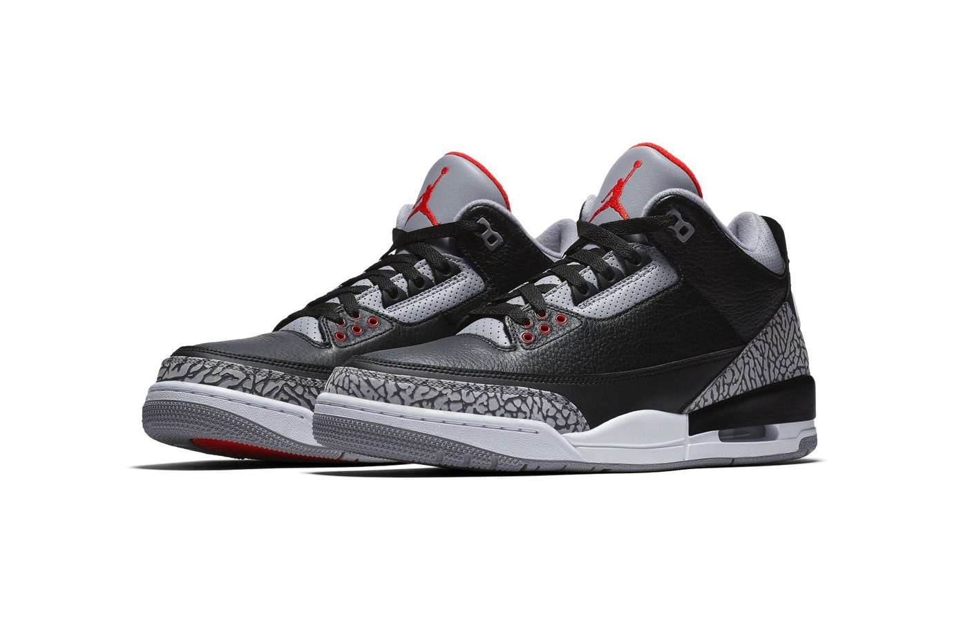 Air Jordan 3 全新復刻鞋款「Black Cement」官方圖片釋出