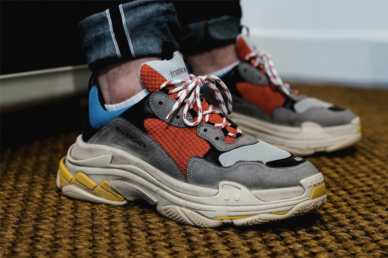 Balenciaga 官方證實目前 Triple S 系列為「中國製造」