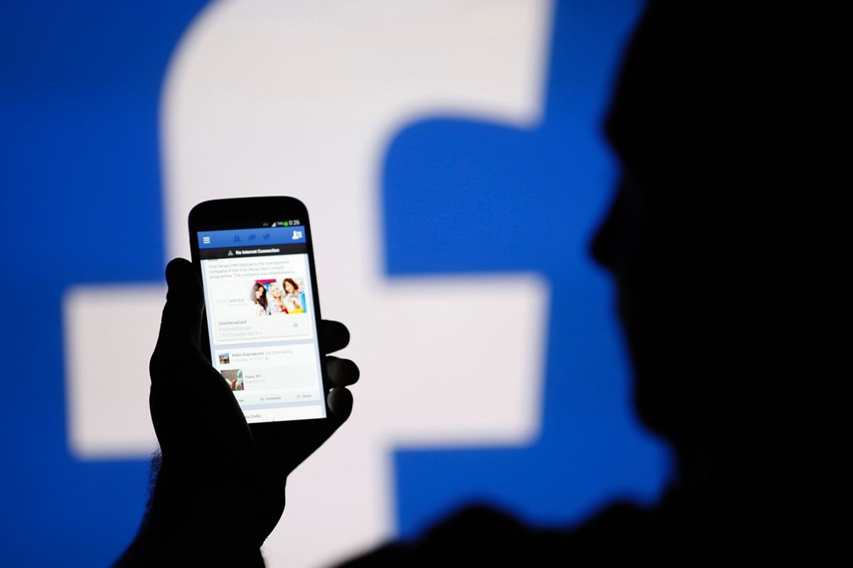 Facebook bug advertisers access users phone numbers
