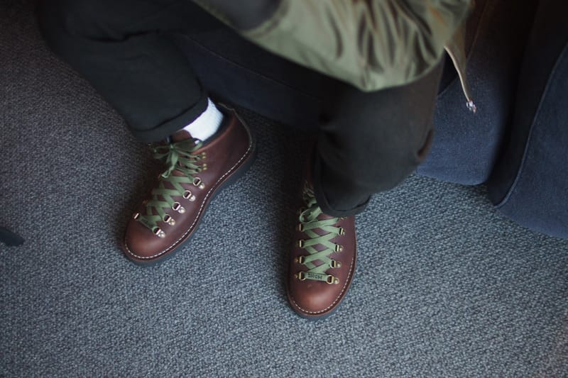 MADNESS x Danner Mountain Light 2 联名靴款即將推出