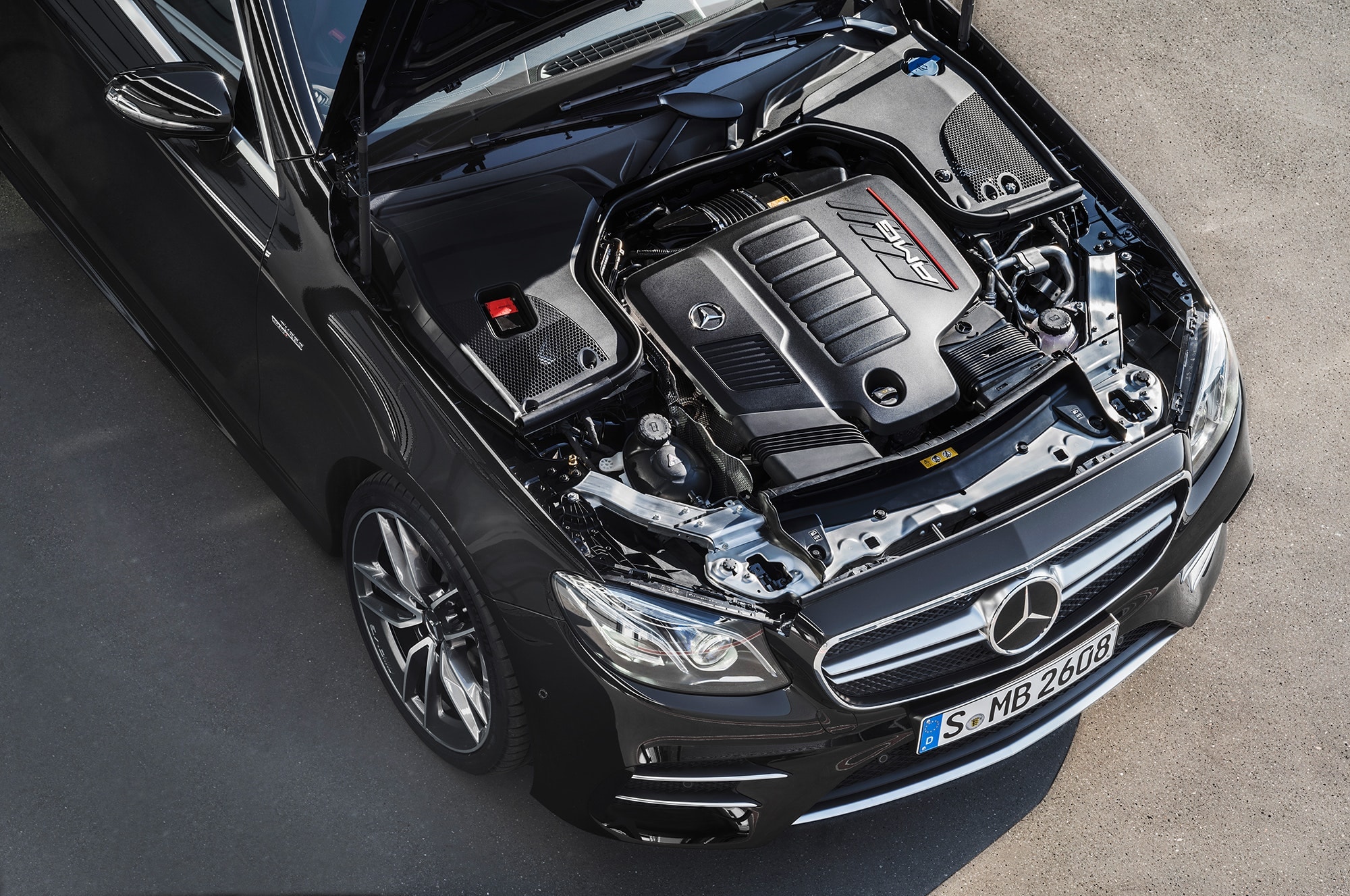 Mercedes-AMG 正式發佈 E53 及 CLS53 高性能轎跑車