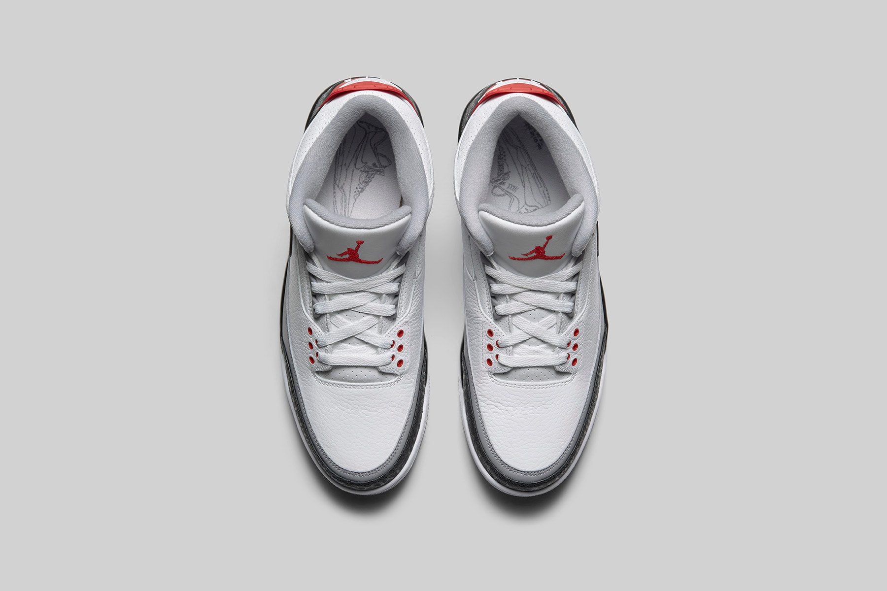 Nike 以 Tinker Hatfield 手稿打造 Air Jordan 3「Tinker」別注設計