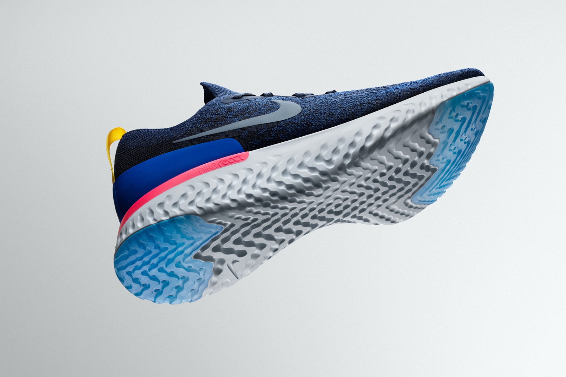 Nike 年度跑鞋重點新作 Epic React Flyknit 正式登場