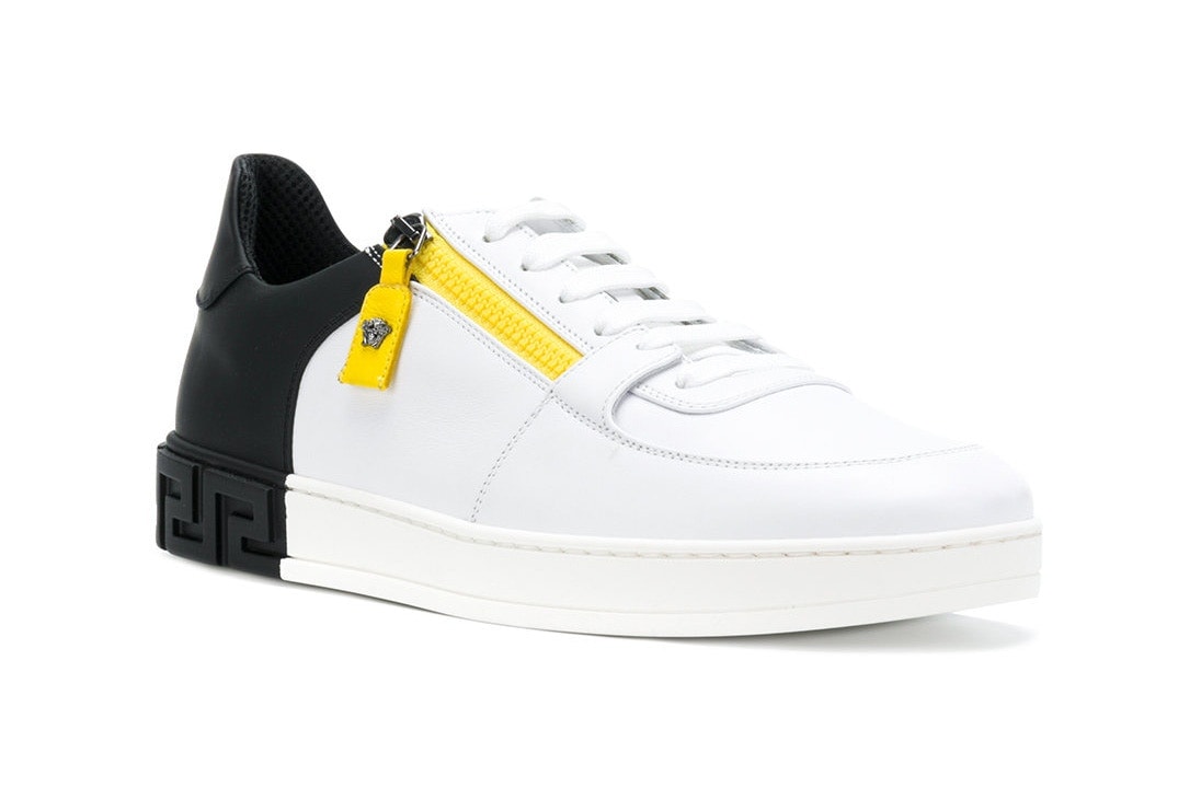 Versace 最新鞋作与 ACRONYM x Nike Lunar Force 1 設計相近