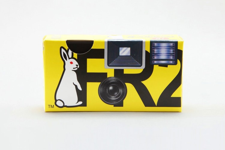 Fxxking Rabbits 携手食べルンですHi 推出「相機」造型清涼菓子