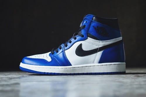 近賞 Air Jordan 1 Retro High OG「Game Royal」配色