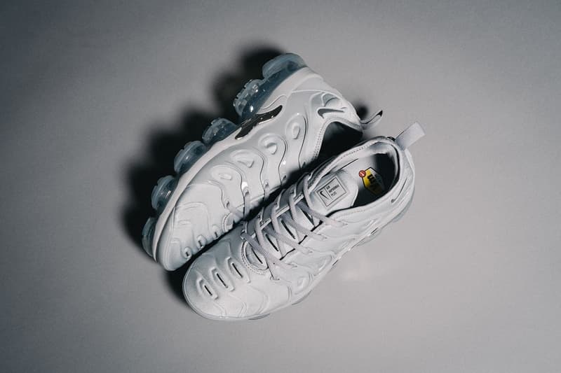 近賞 Nike Air VaporMax Plus 全新配色「Cool Gray」