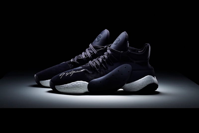 Y-3 正式發佈 James Harden 別注系列