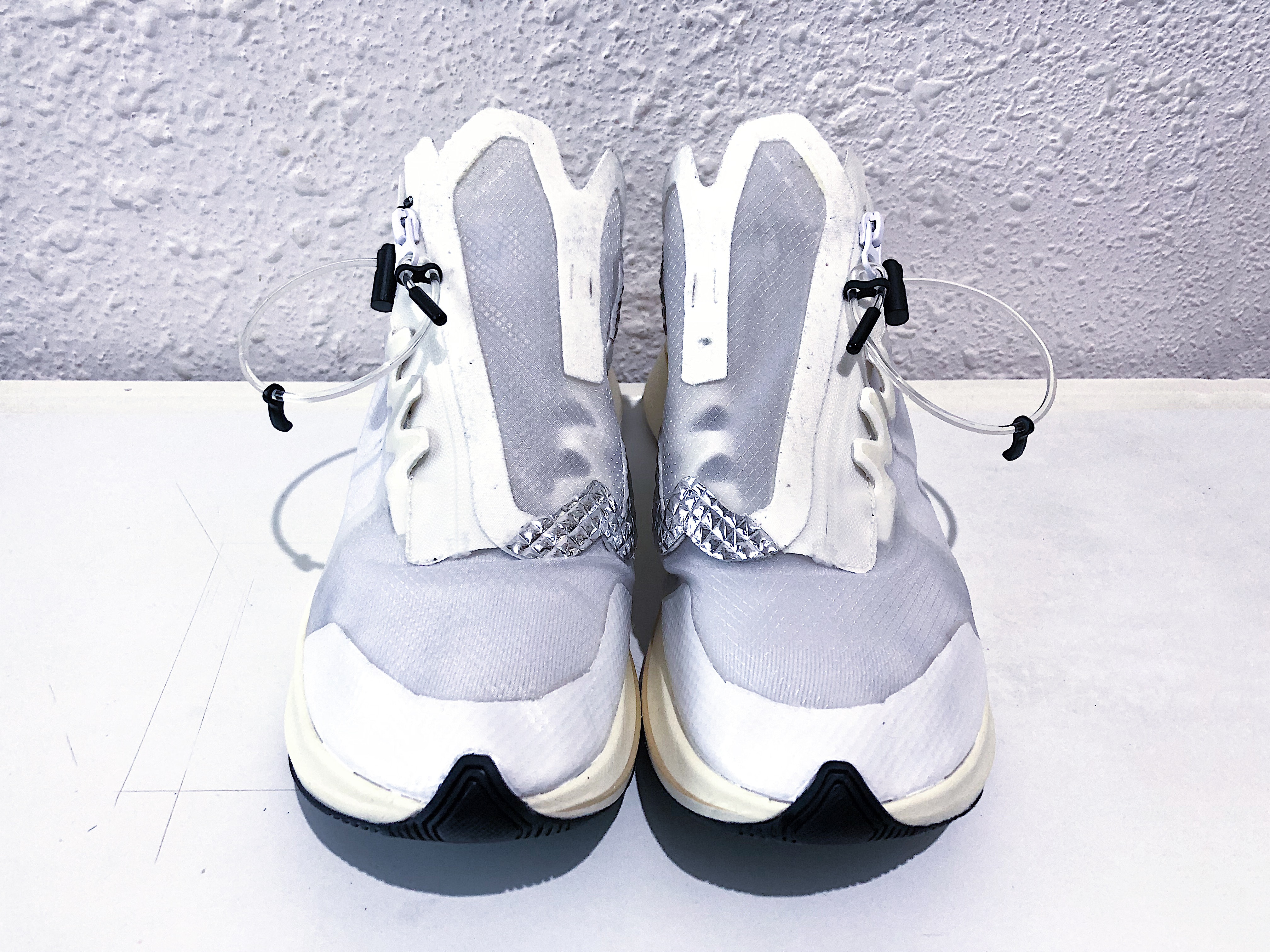 Ziv Lee 打造 Nike Zoom Fly 太空主題「NASA Suits Z」客製鞋款