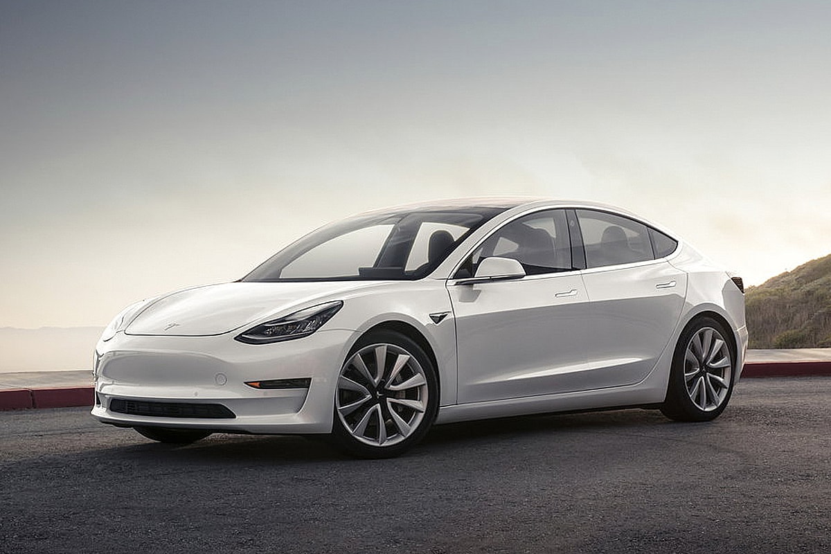 Tesla Model 3 突破瓶頸每週產量已超 2,000 台