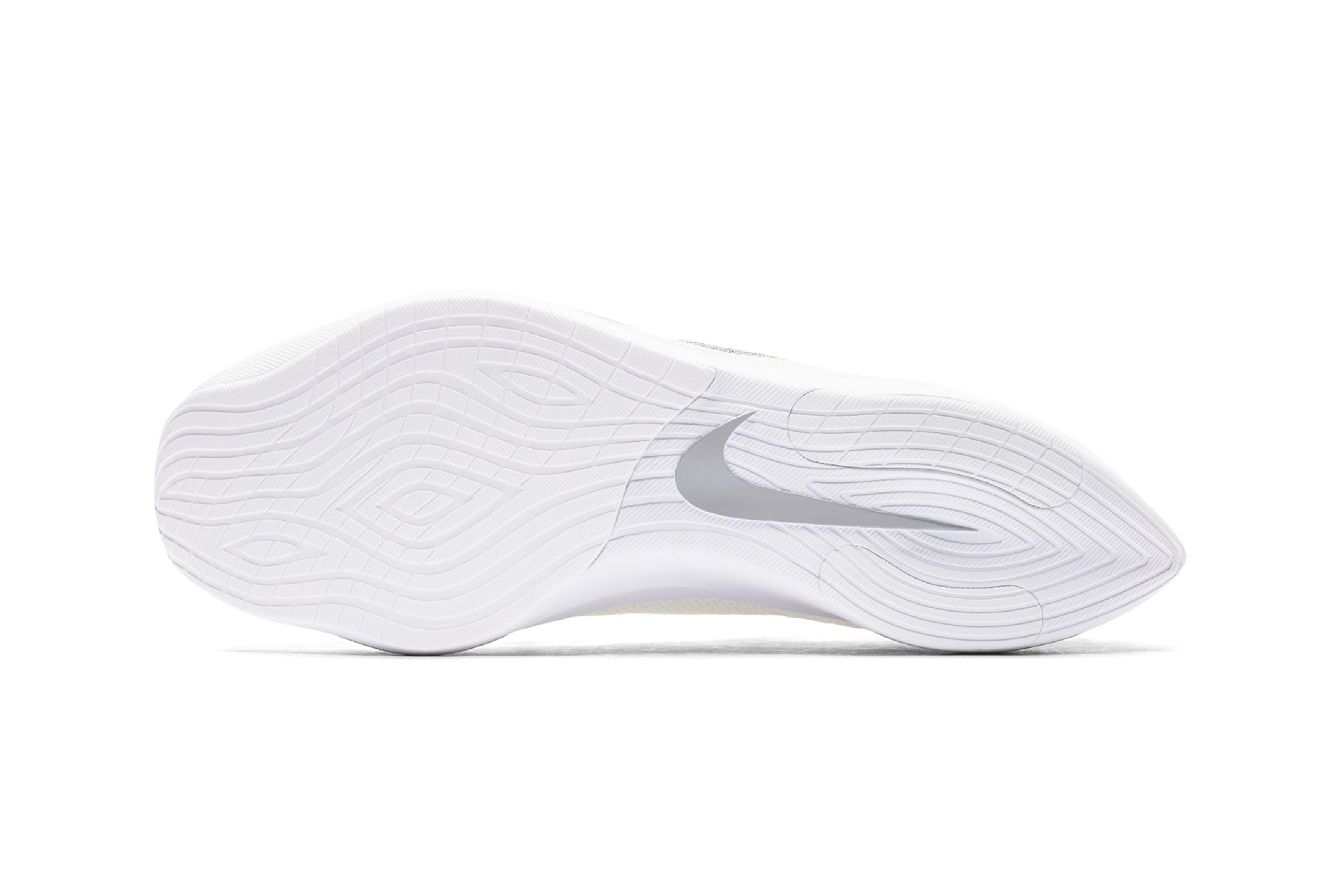 Nike Vapor Street Flyknit 全新配色設計「White/Wolf Grey」