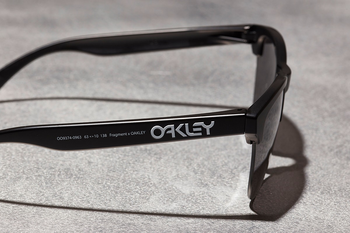Oakley x fragment design 聯名 Frogskins Lite 墨鏡即將上架