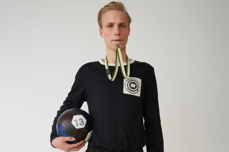 Acne Studios 推出全新「Fotbollsklubb」別注系列