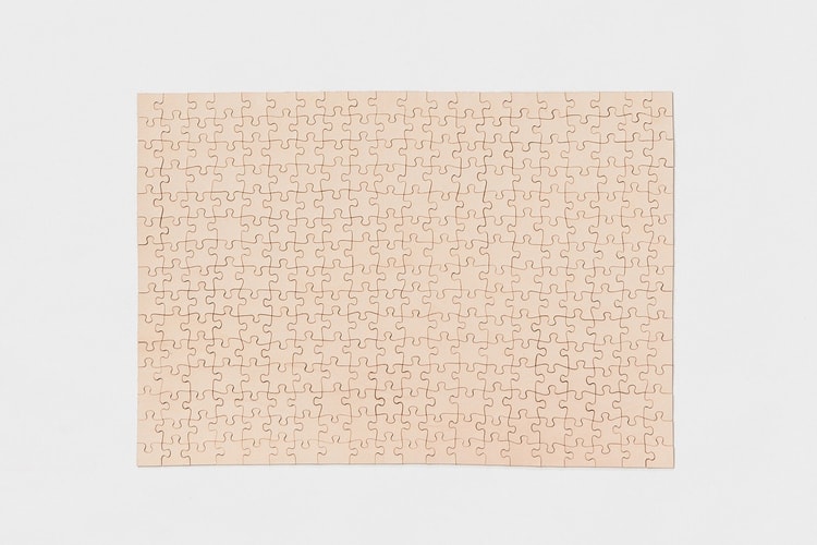 Hender Scheme 推出極簡原色皮革拼圖