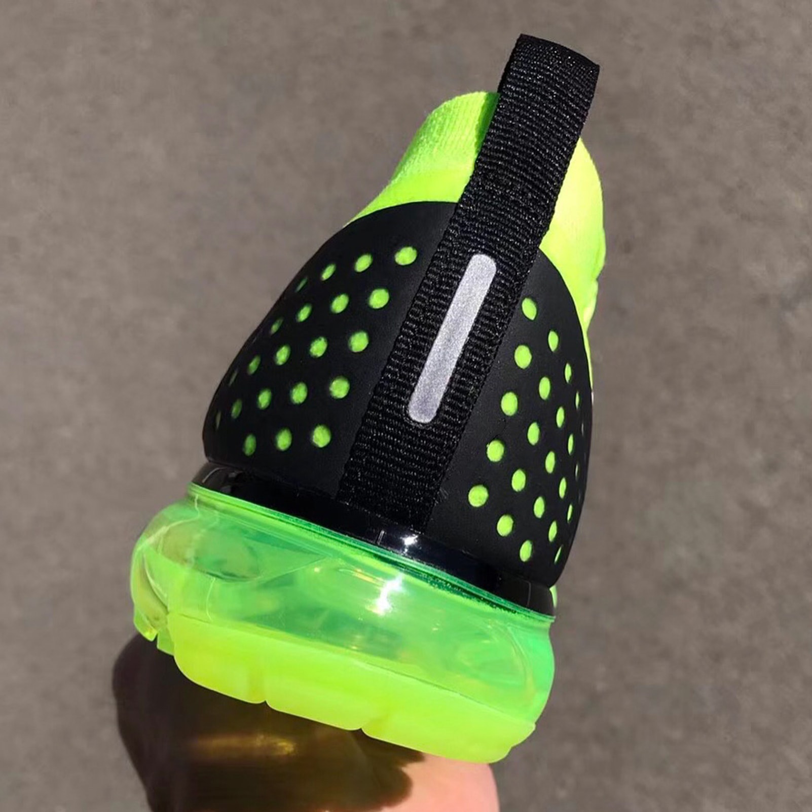 搶先預覽 Nike Air VaporMax 2 Flyknit 全新「Volt」配色