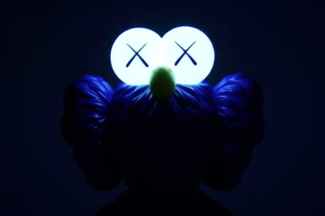 KAWS 將推出 SEEING by KAWS LED 座燈