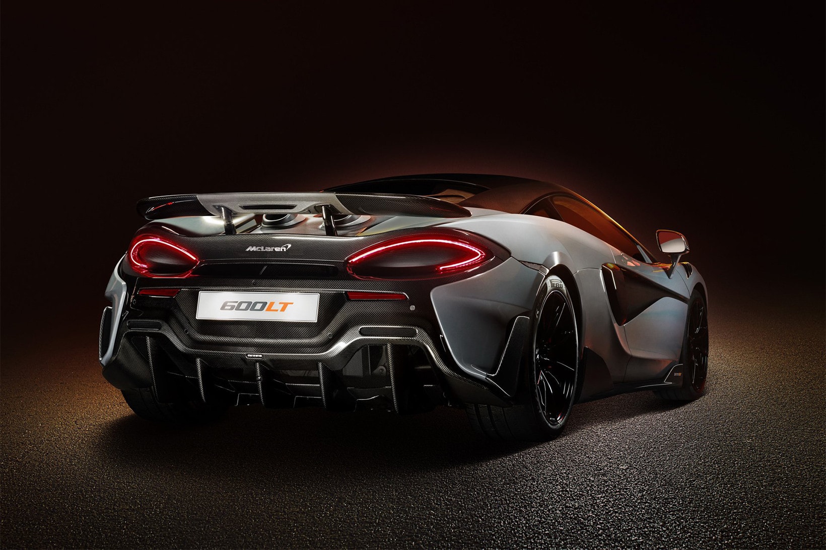 為賽道而生的「LT」版本－McLaren 發佈全新限量超跑 600LT