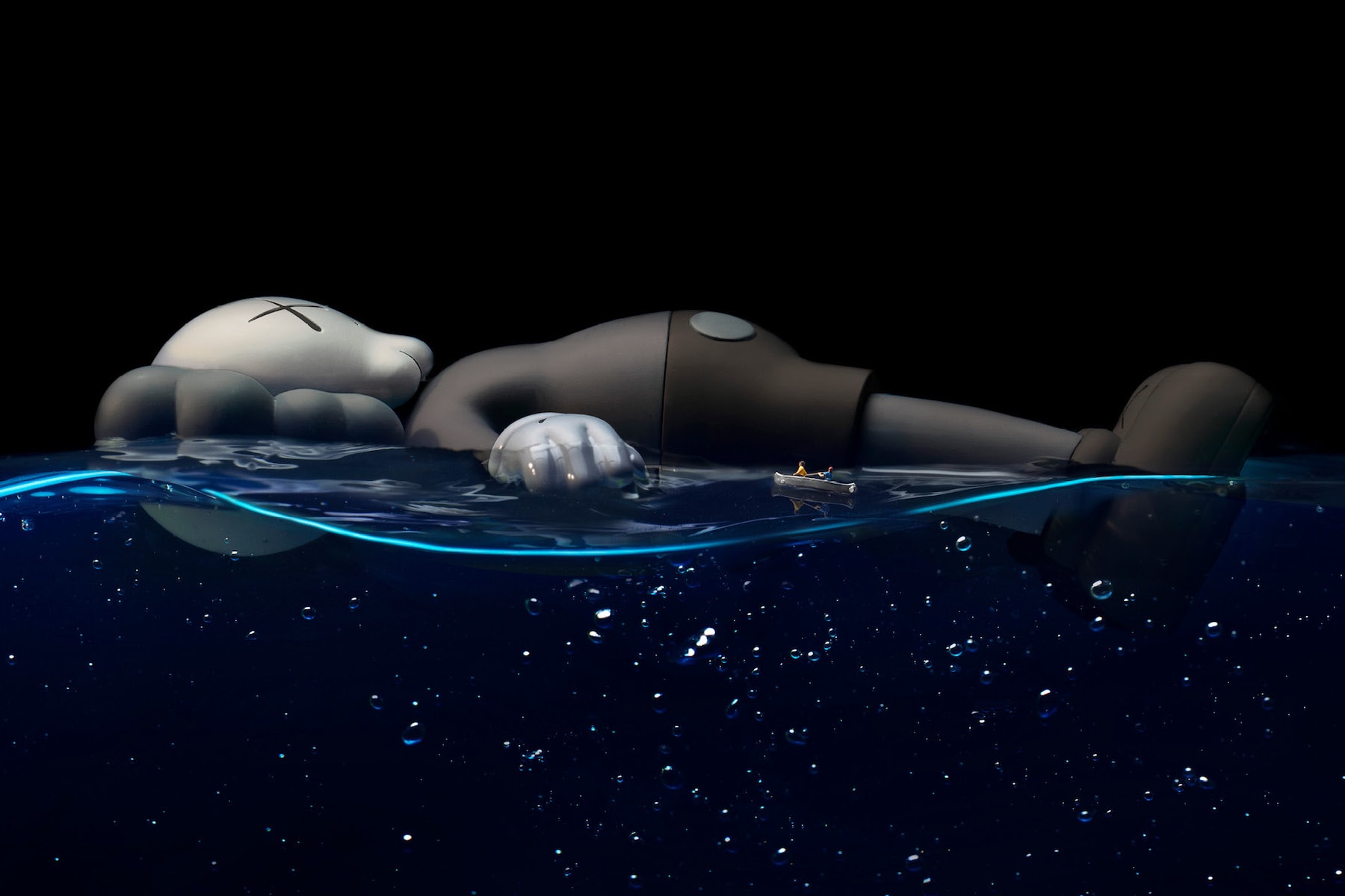KAWS 宣布推出全新水上漂浮雕塑作品「KAWS:HOLIDAY」