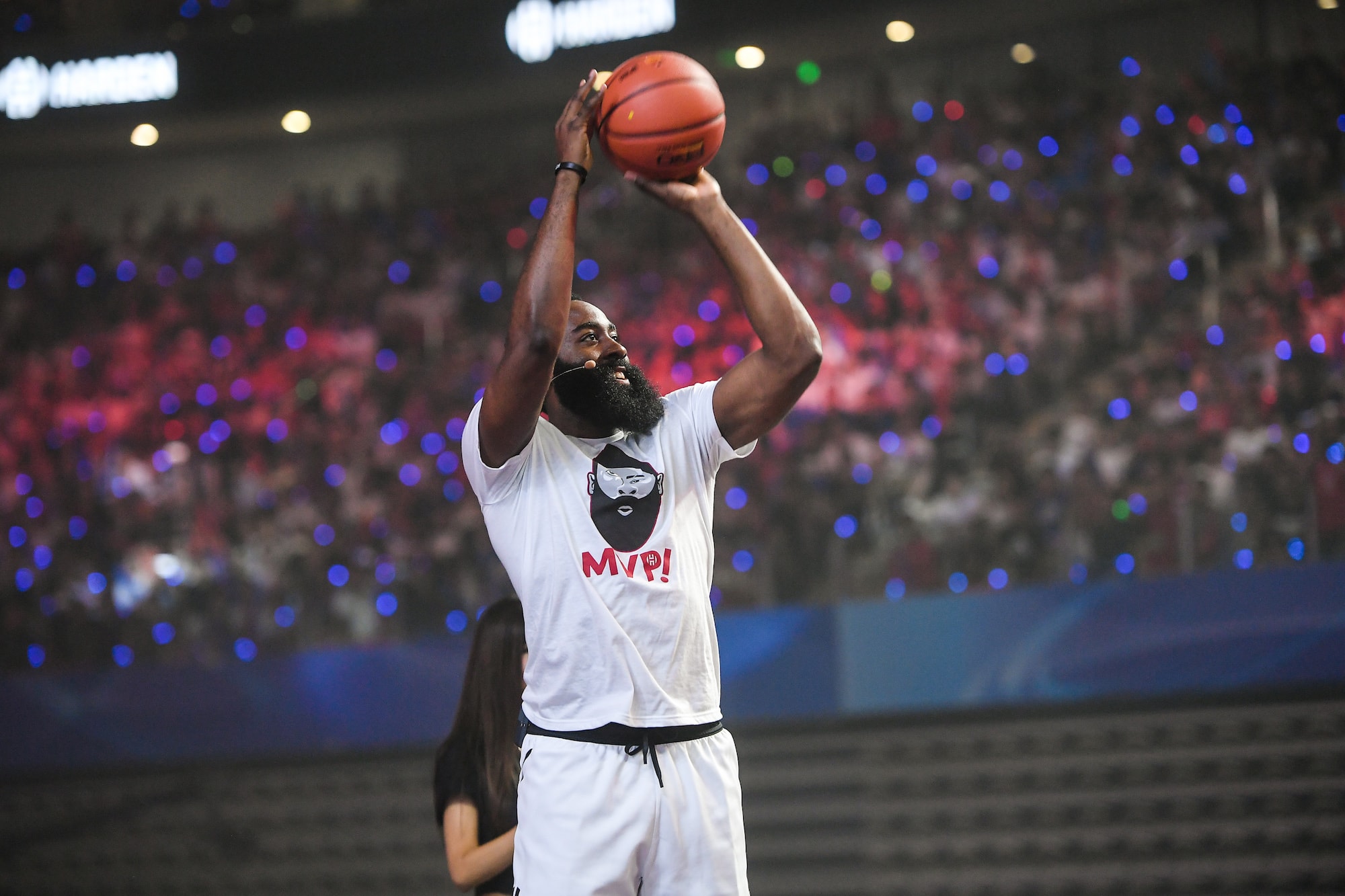 adidas Basketball 再次携手 James Harden「登」陆上海
