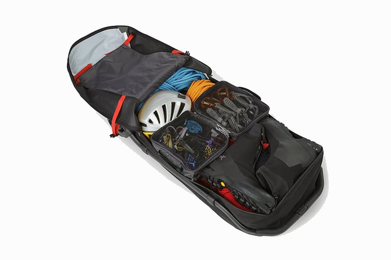 Arc’teryx 推出 Rolling Duffle 大型拖拉旅行袋