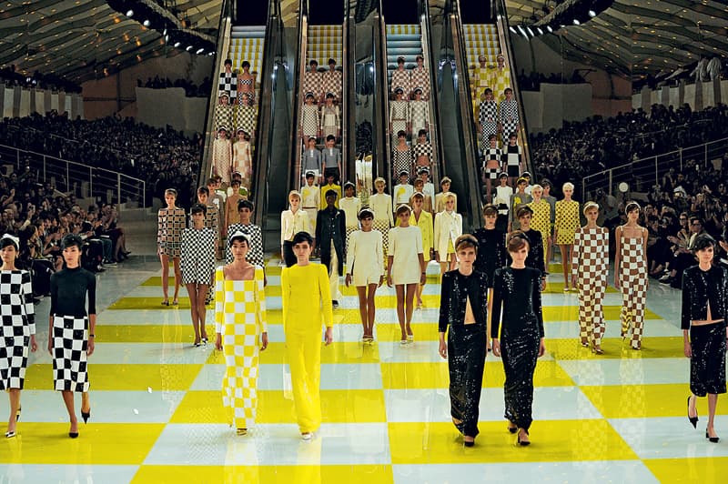 Louis Vuitton 推出《Louis Vuitton Catwalk》時裝秀圖鑑