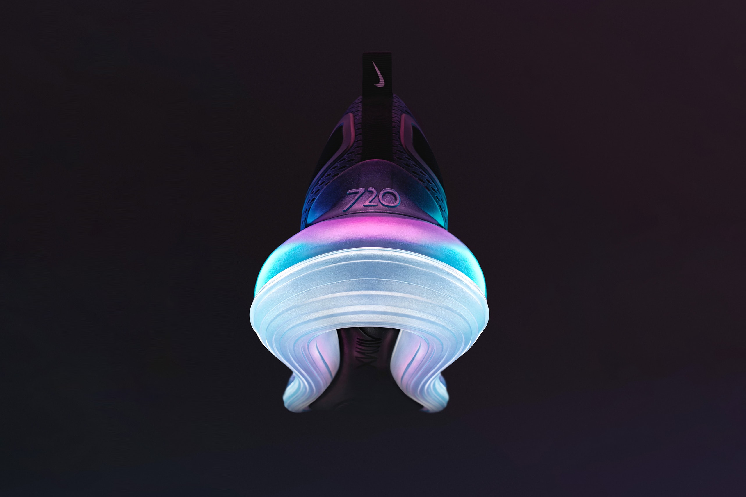 氣墊全面升級！Nike 發佈全新鞋款 Air Max 720