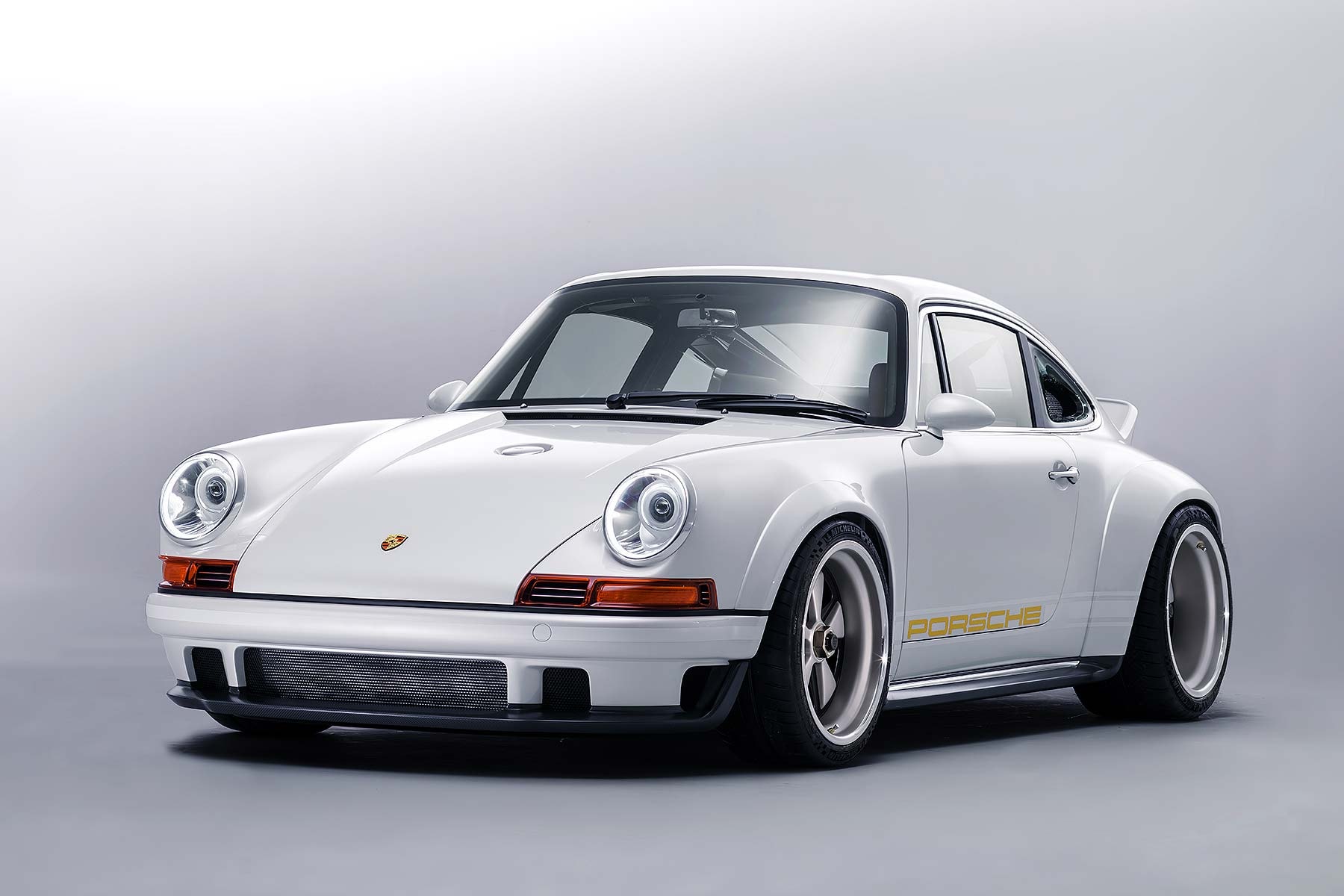 Singer Vehicle Design 強改！地上最強氣冷式引擎 Porsche 911 誕生