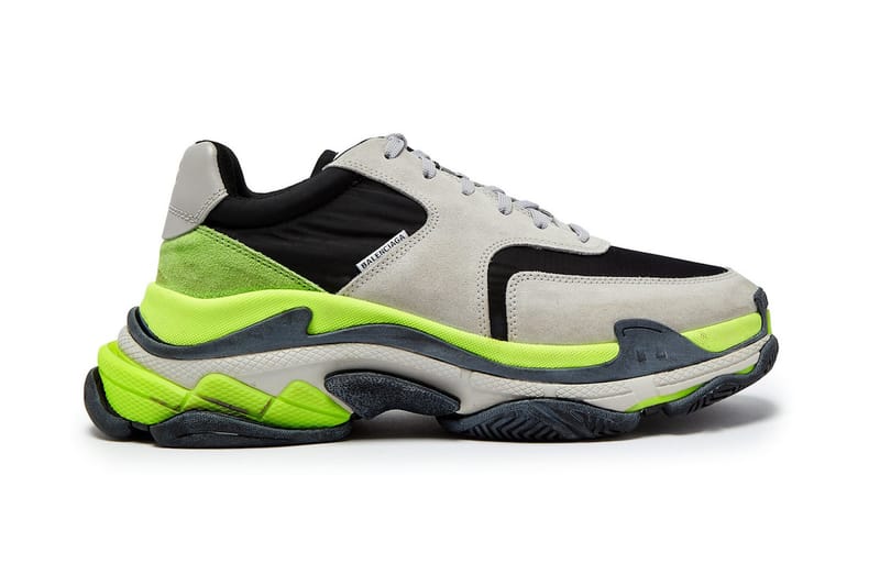 Balenciaga Triple S 2.0 全新「荧光」配色上架