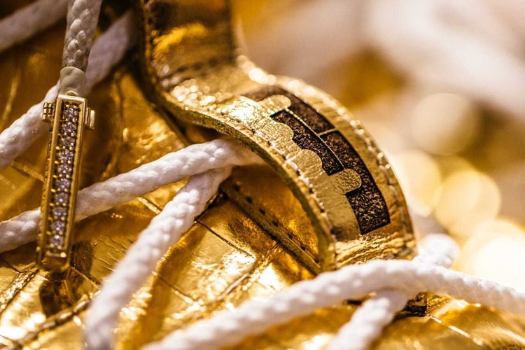 The Shoe Surgeon 為 LeBron James 打造特別版 Nike LeBron 15 鍍金镶钻鞋款