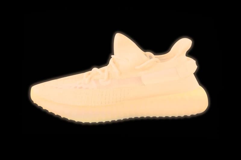 Kanye West 曝光 adidas Originals YEEZY BOOST 350 V2 全新夜光版本