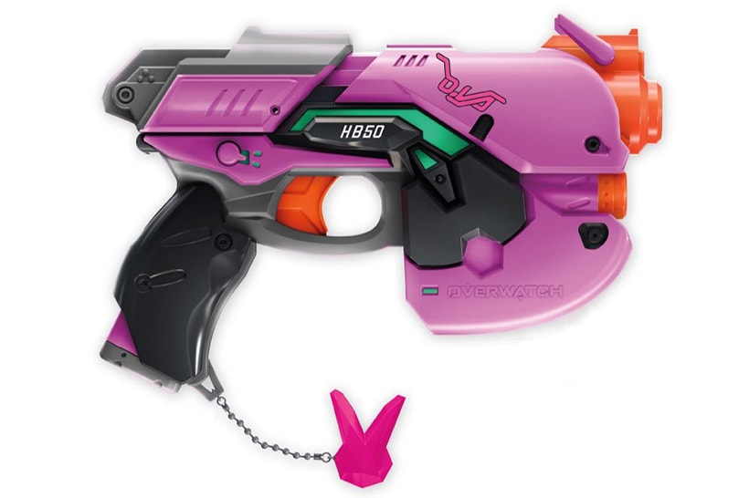 Hasbro 將推出《Overwatch》D.Va 配槍玩具