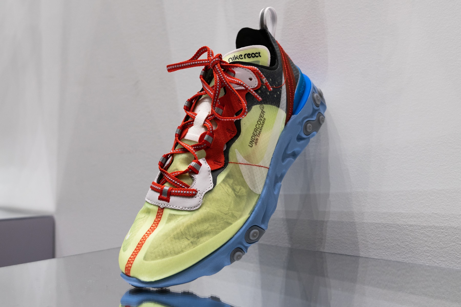 率先近賞 UNDERCOVER x Nike React Element 87 聯名鞋款