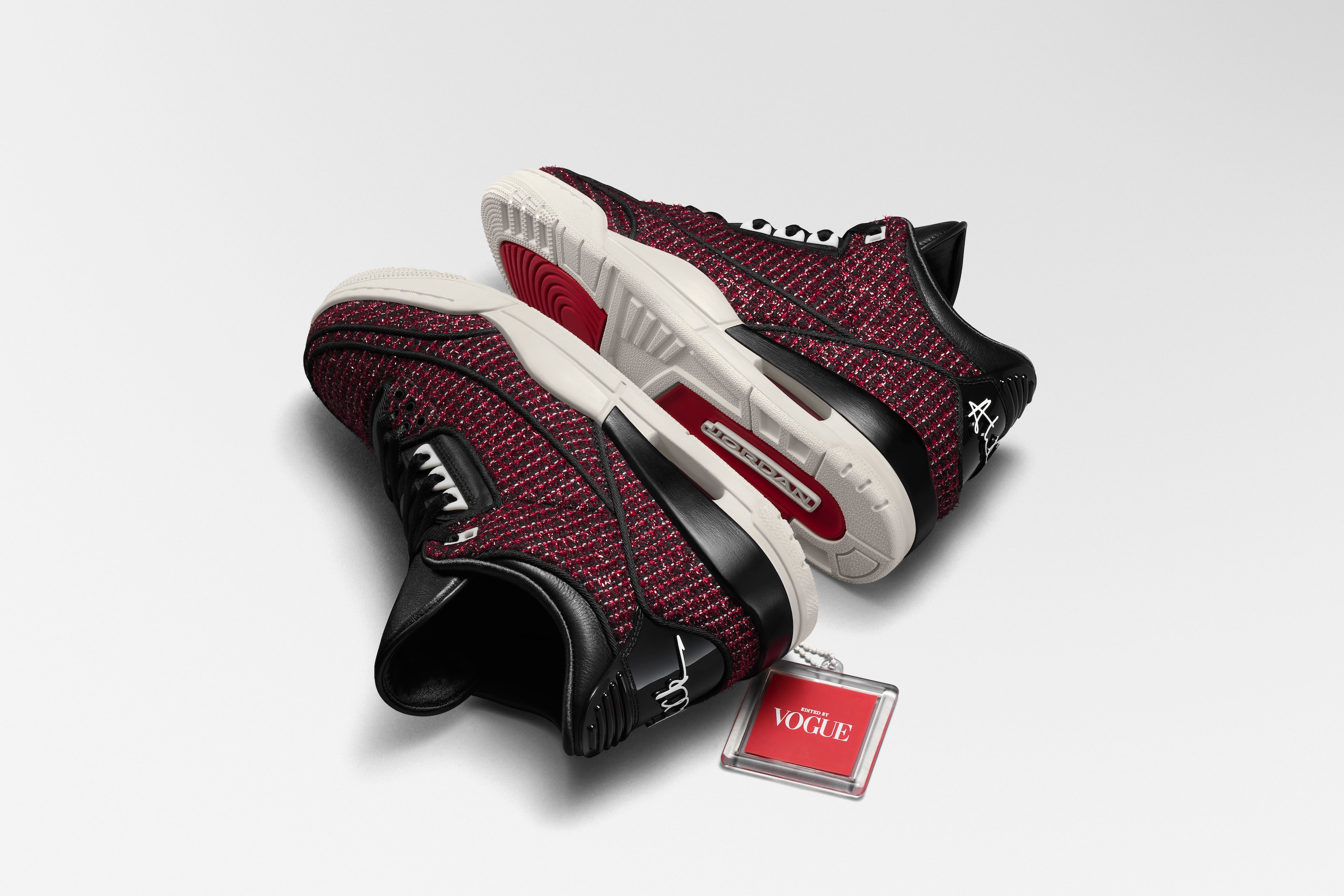 《VOGUE》x Air Jordan 3「AWOK」聯名鞋款即將上架