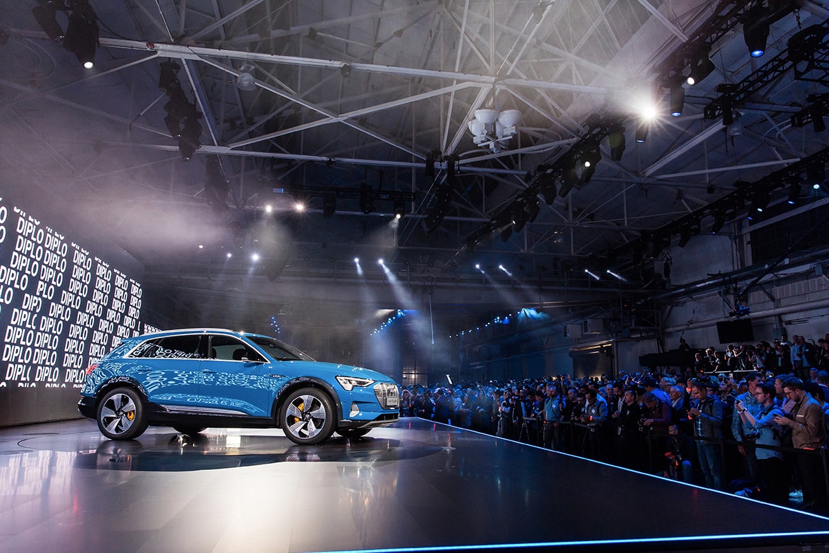 Audi 首台量產電能車 e-tron 正式公開