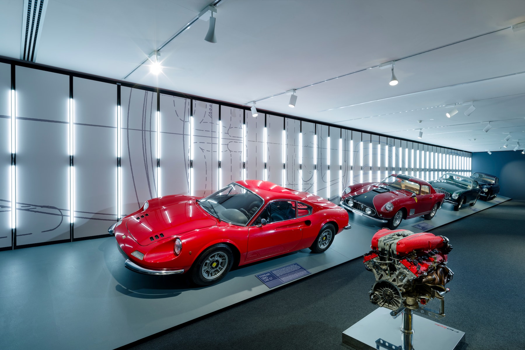 率先走進 Ferrari 最新「Driven by Enzo」和「Passion and Legend」展覽