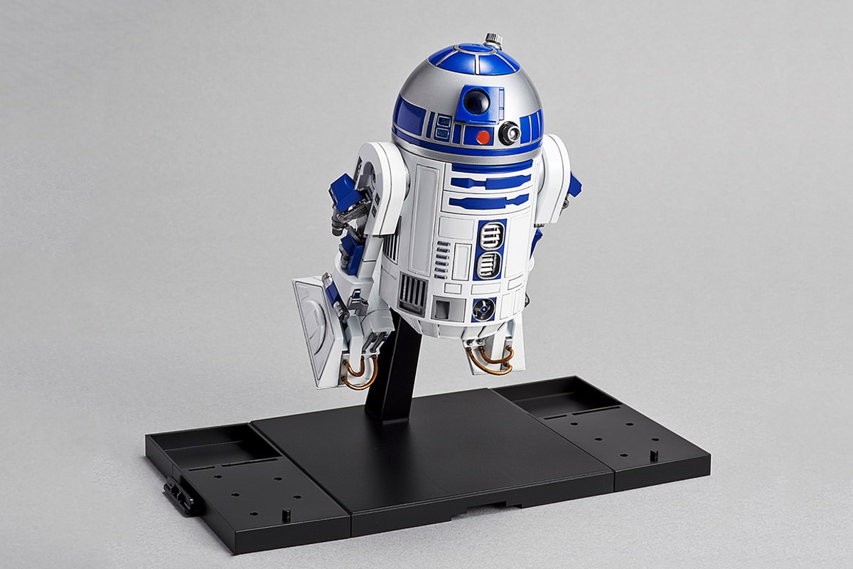 BANDAI 推出《Star Wars》R2-D2 ROCKET BOOSTER Ver. 組裝模型