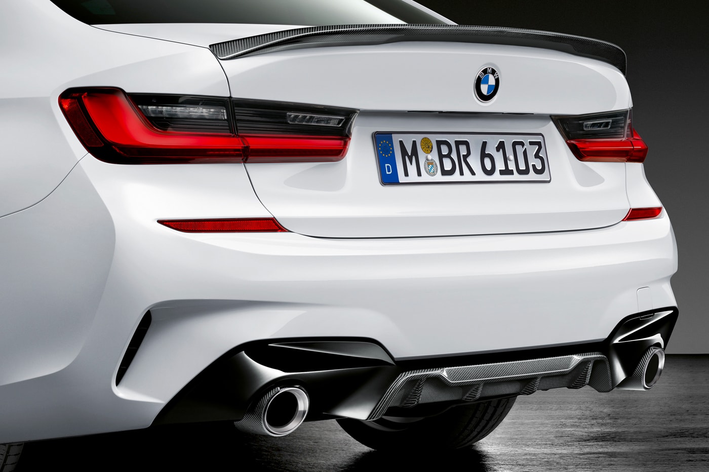 2019 年式樣 BMW 3 Series M Performance 套件版本登場
