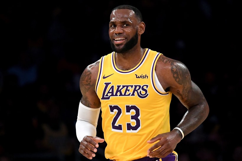 LeBron James 首登 Staples Center 接受 Lakers 球迷歡呼