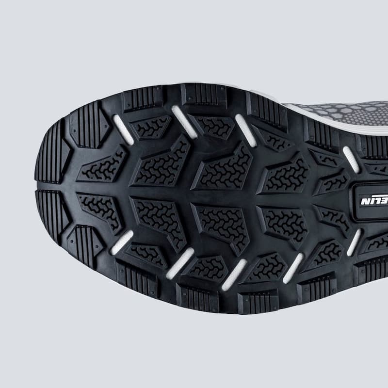 Under Armour 全新 UA HOVR ColdGear® Reactor 跑鞋