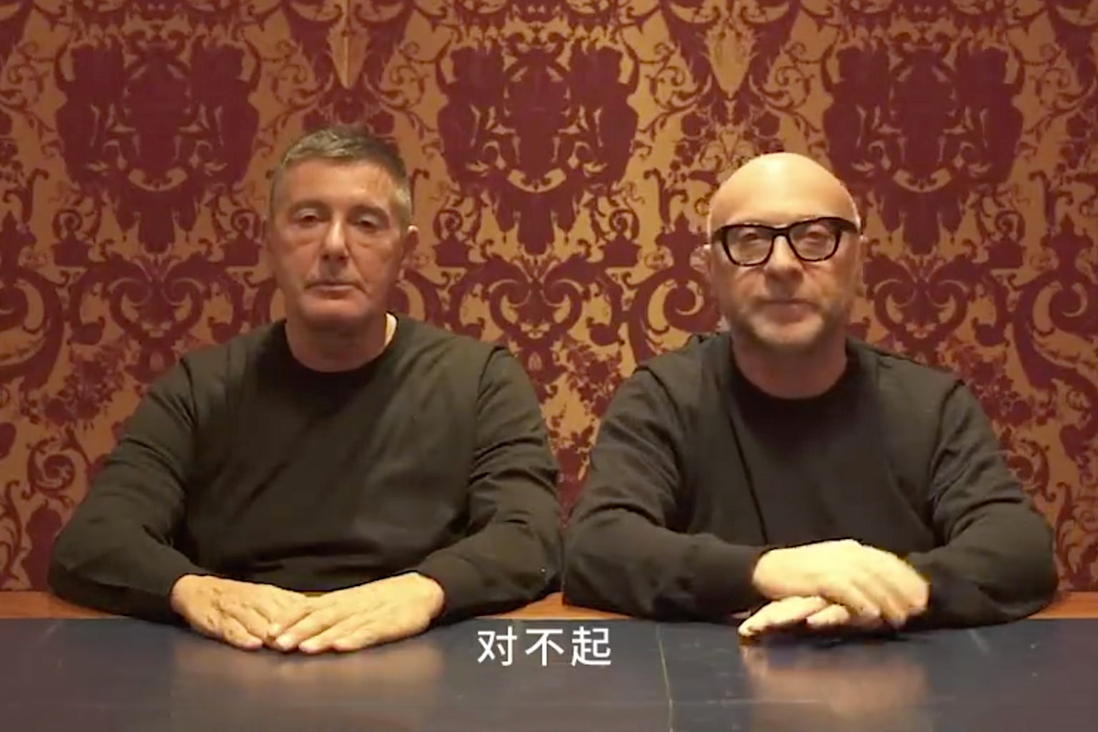 不堪重負！Dolce & Gabbana 設計師終於發佈道歉視頻