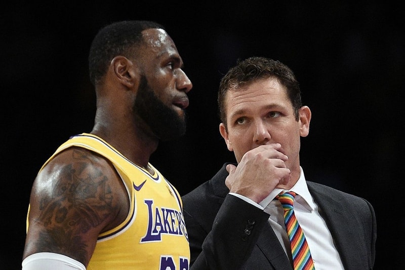 名記者爆料 LeBron James 與 Lakers 總教練 Luke Walton 疑似將帥不合
