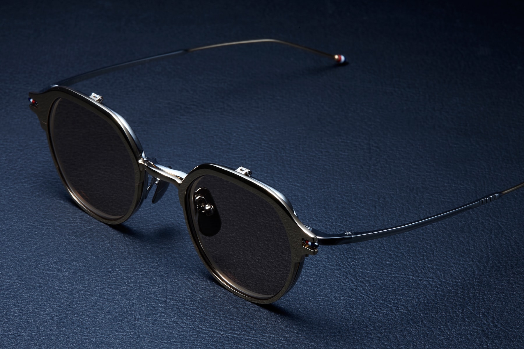 Thom Browne 推出全新 TBS812 太陽眼鏡