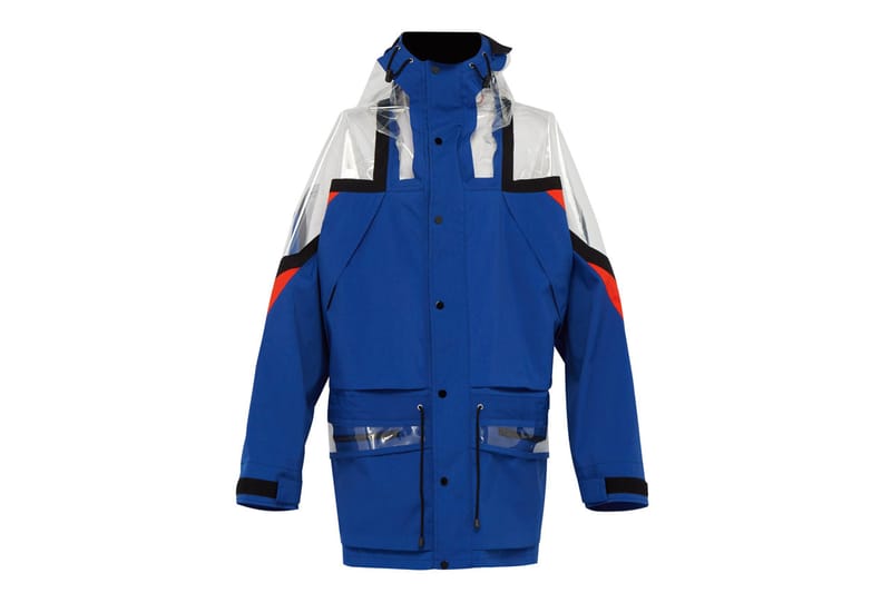 Maison Margiela 全新 PVC 機能外套上架