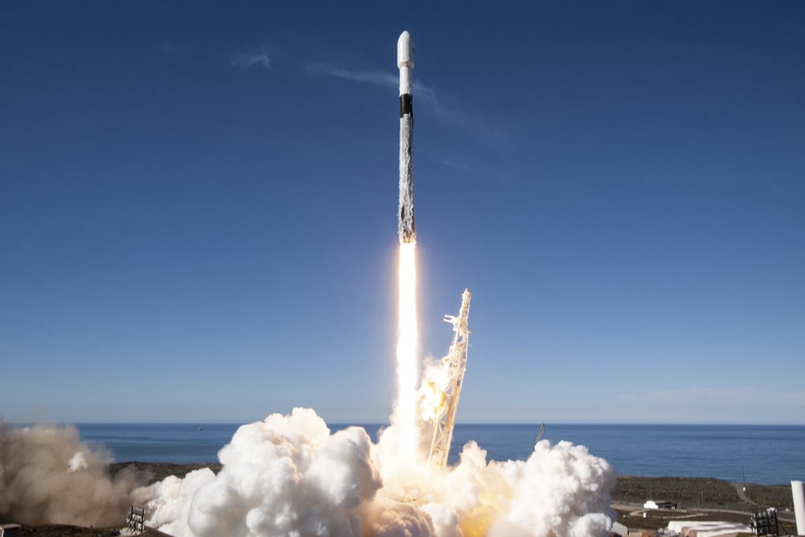 SpaceX 火箭完成「100 人骨灰上太空」之史詩壯舉