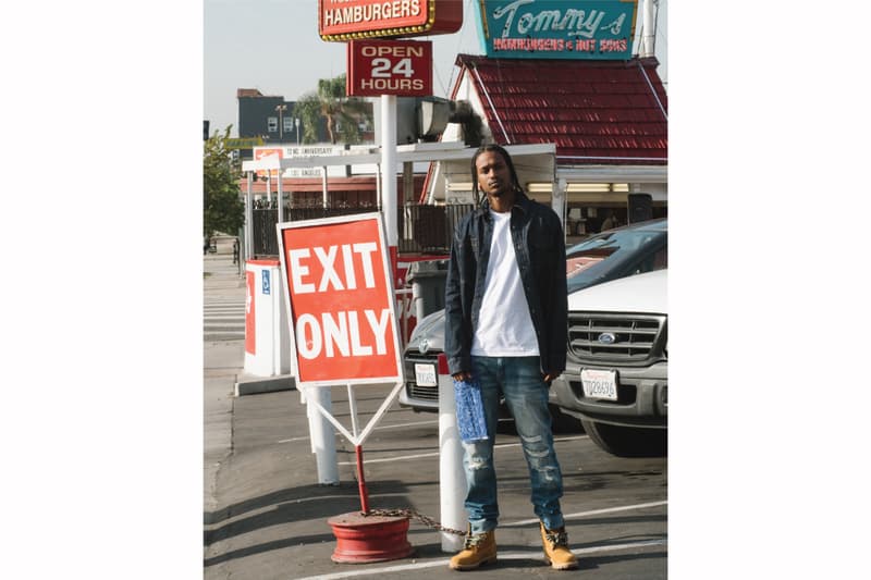 A BATHING APE® 推出復古丹寧系列