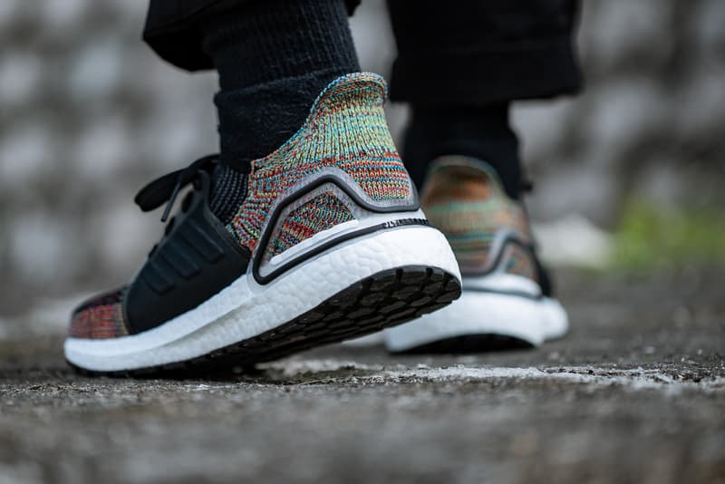 近賞 adidas UltraBOOST 19 全新「Dark Pixel」配色