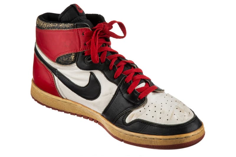 Michael Jordan 1985 年實着 Air Jordan 1「Black Toe」展開拍賣