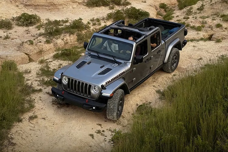 Jeep 最新廣告揭示全新 Pickup 車型 Gladiator 各項實戰操作